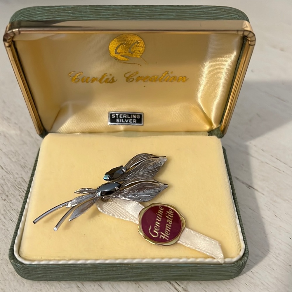 Vintage. NWT Curtis Creations Sterling Silver Hematite Floral brooch